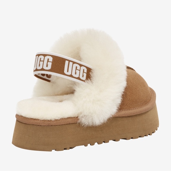 UGG Funkette
Girls' Grade School - Picture 6 of 8